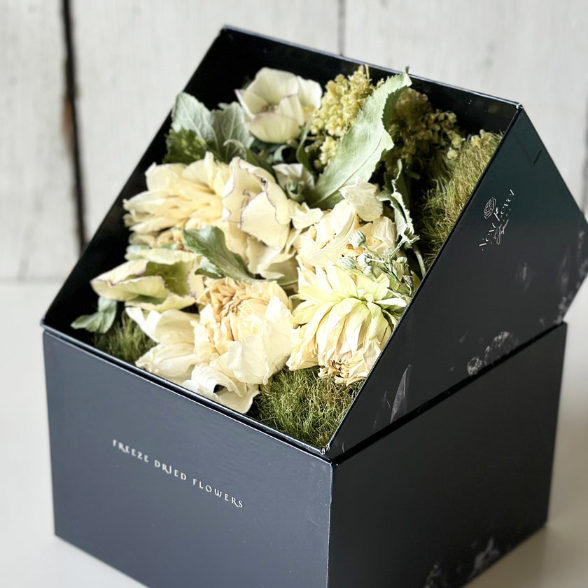 BOX FLOWER ＜SCENE＞