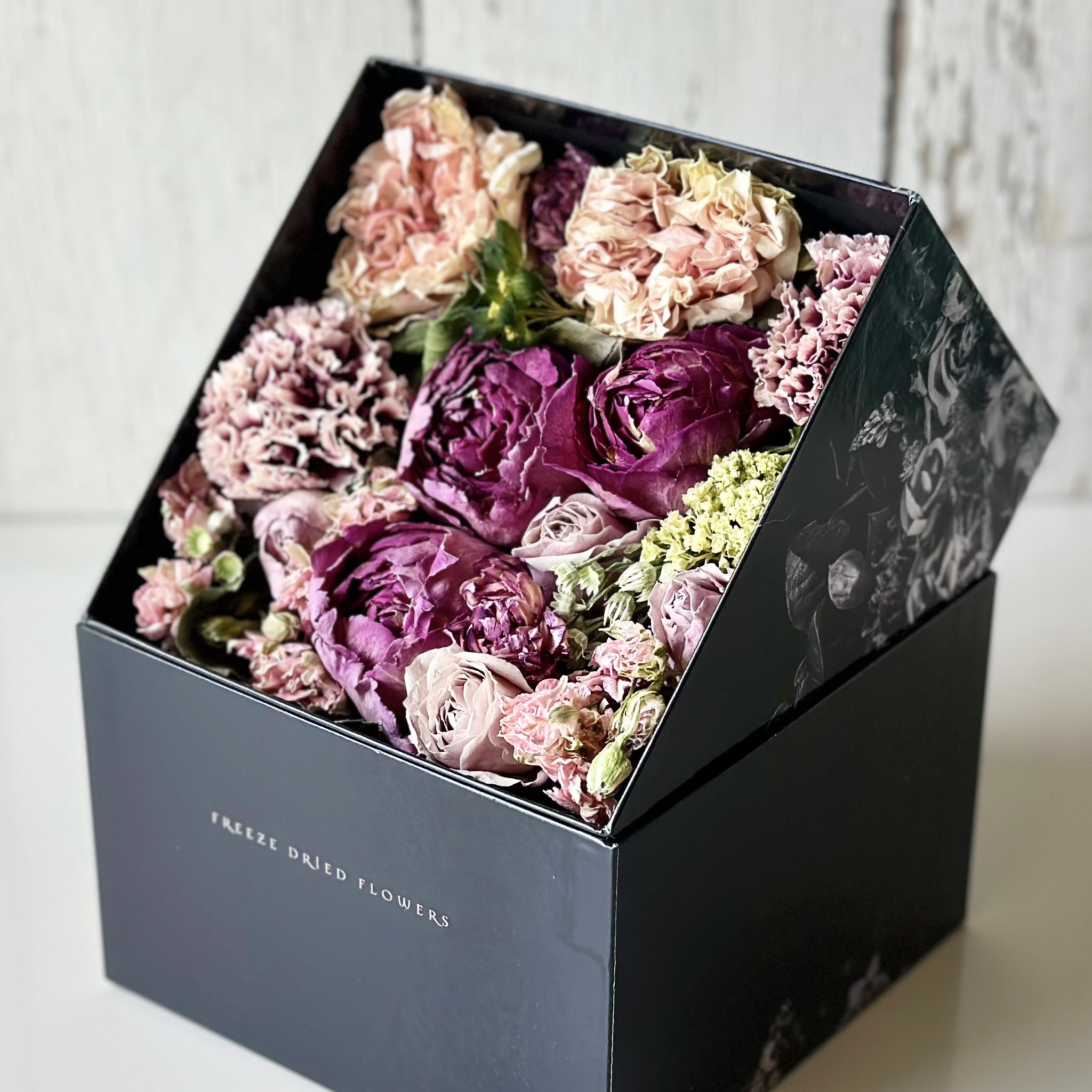 BOX FLOWER ＜IRO＞ – Next Level FLOWERS Japan